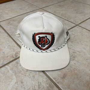 Men's New Era White Cincinnati Bengals NFL Tee Golfer 9FIFTY Snapback Hat
